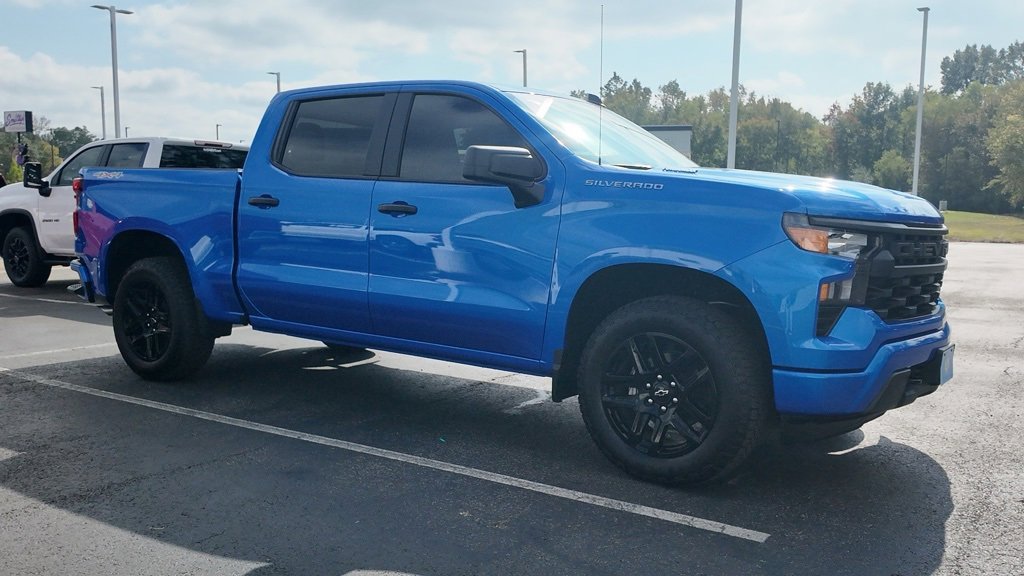 2025 Chevrolet Silverado 1500 Custom's photo