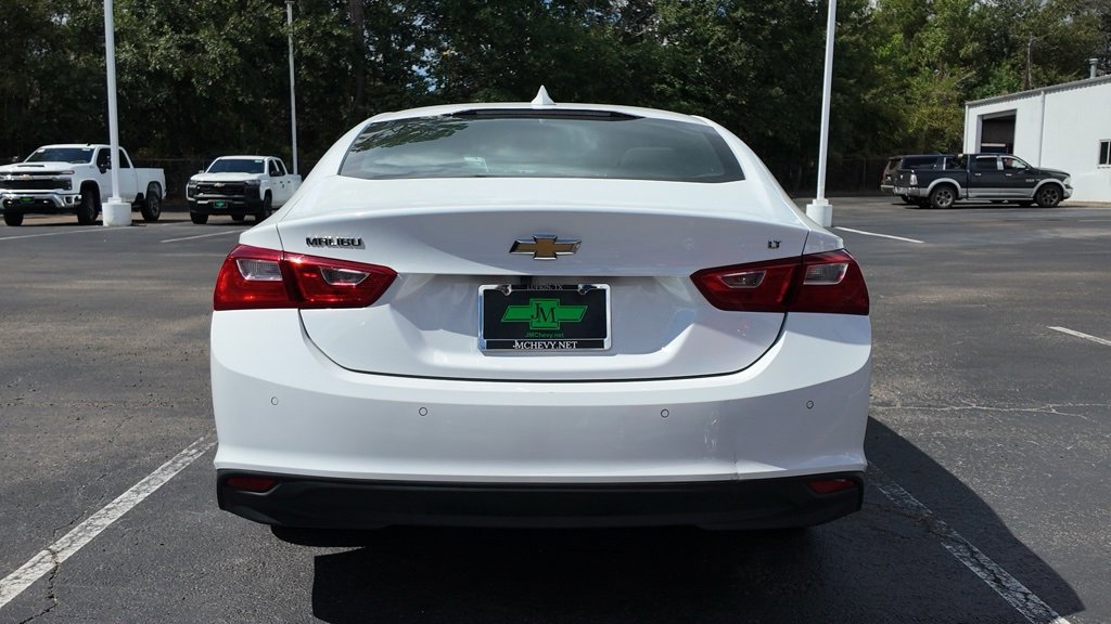 2024 Chevrolet Malibu 1LT photo 3