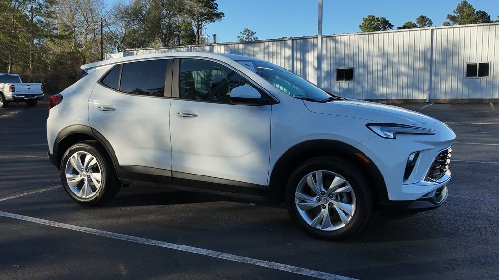 2025 Buick Encore GX Preferred's photo