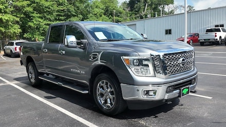 2019 Nissan Titan XD SL