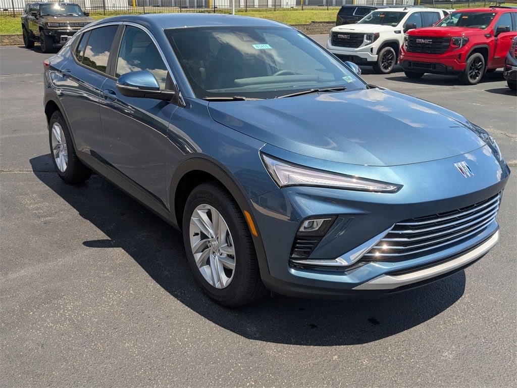 New 2025 Buick Envista Preferred SUV