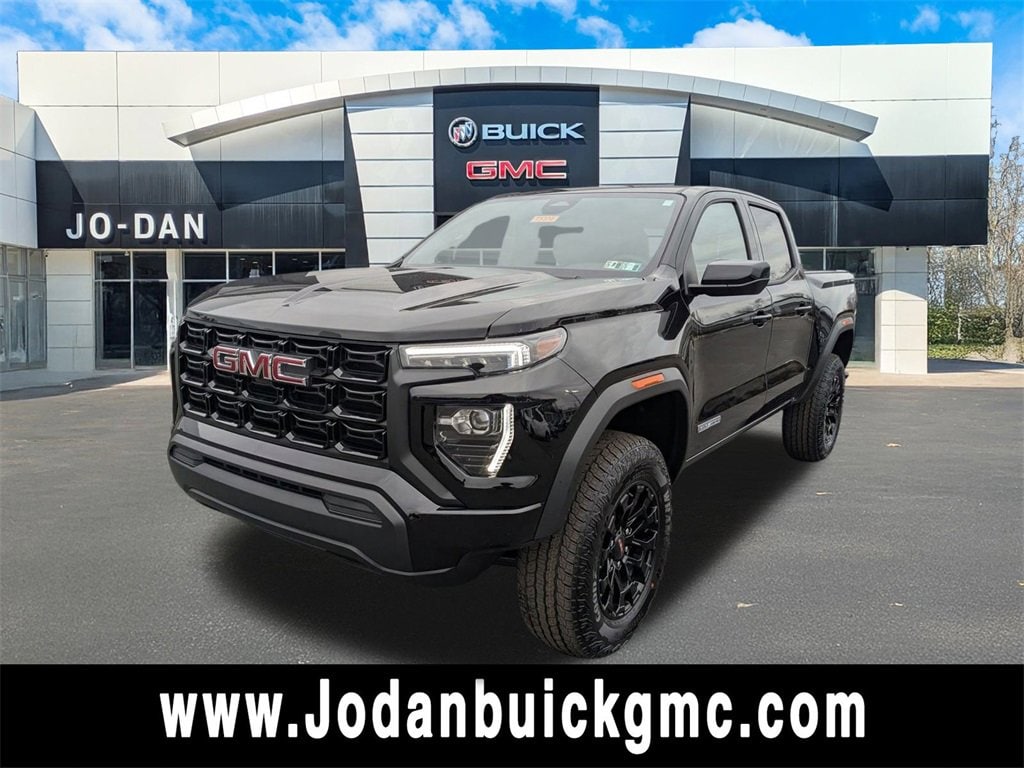 2026 GMC Canyon Elevation's photo