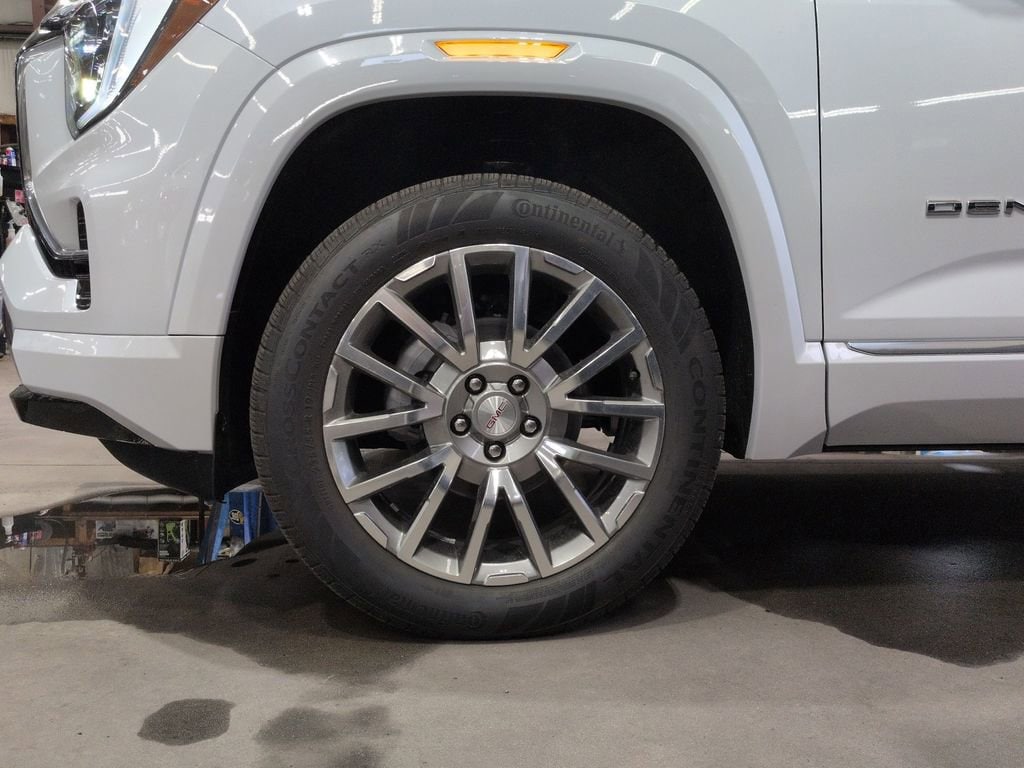 2026 GMC Terrain Denali - Photo 16
