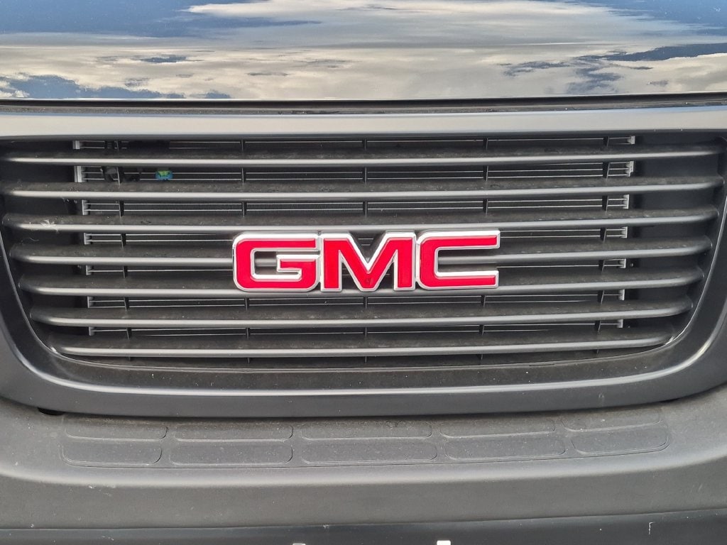 2026 GMC Savana Passenger LS - Photo 10