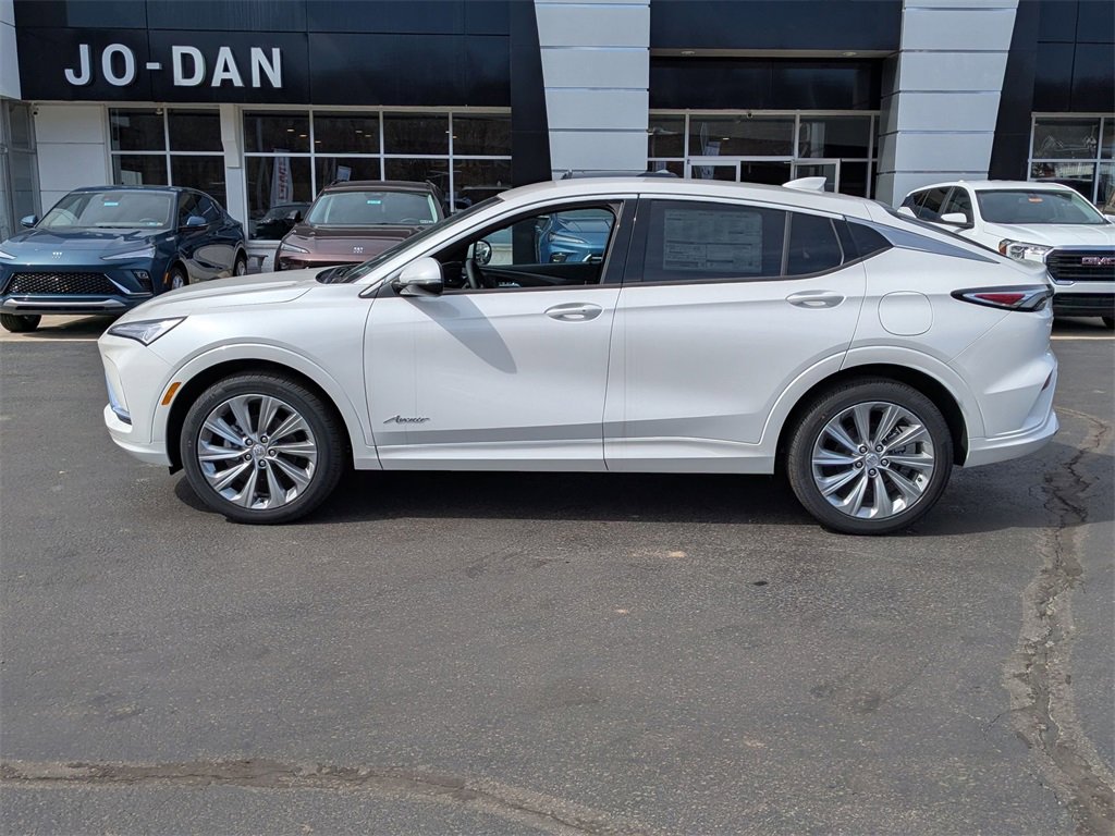 2025 Buick Envista Avenir photo 2