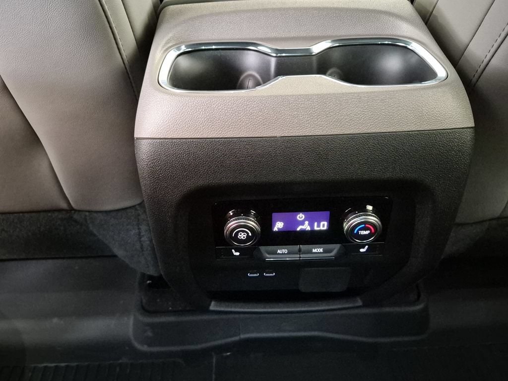 2026 GMC Acadia Elevation - Photo 23