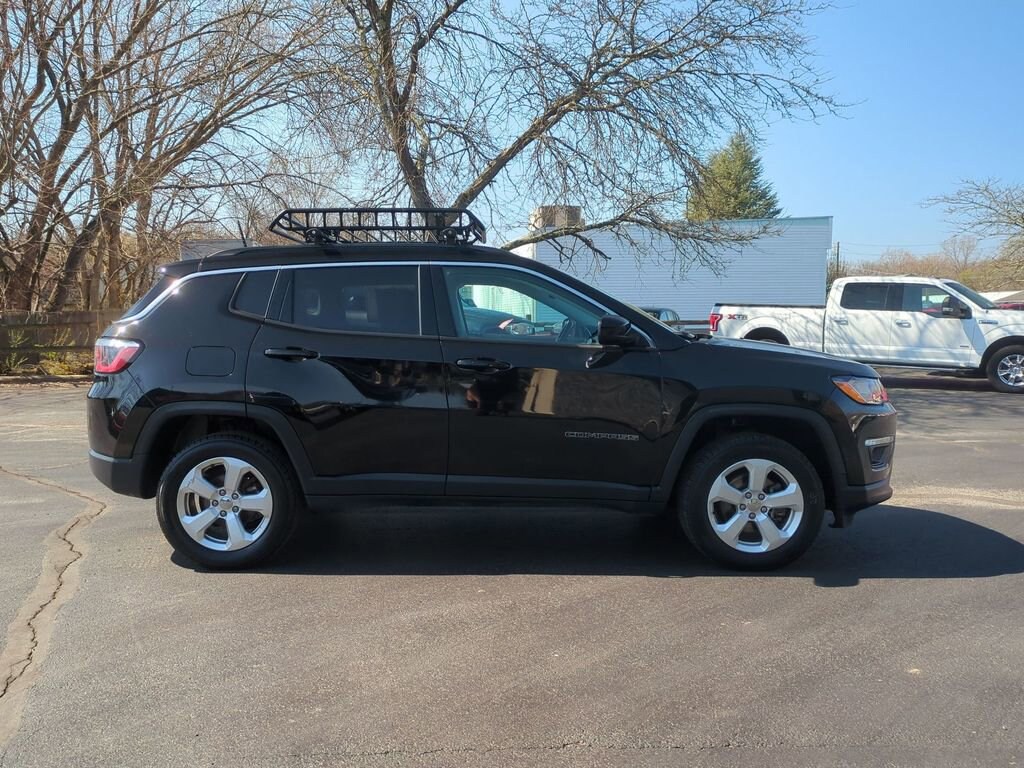 Used 2018 Jeep Compass Latitude SUV