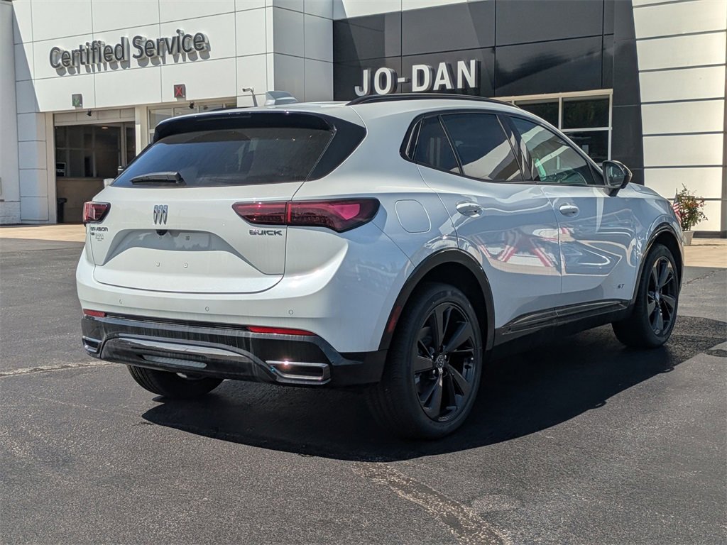 2025 Buick Envision Sport Touring photo 4