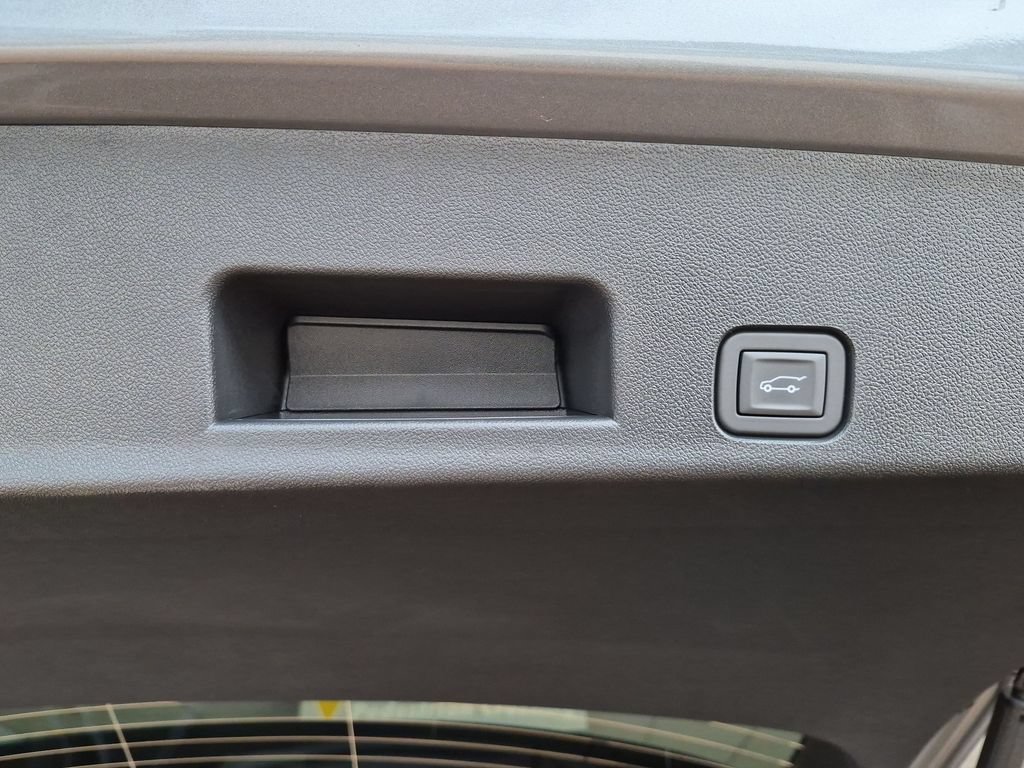 2026 GMC Acadia Elevation - Photo 20