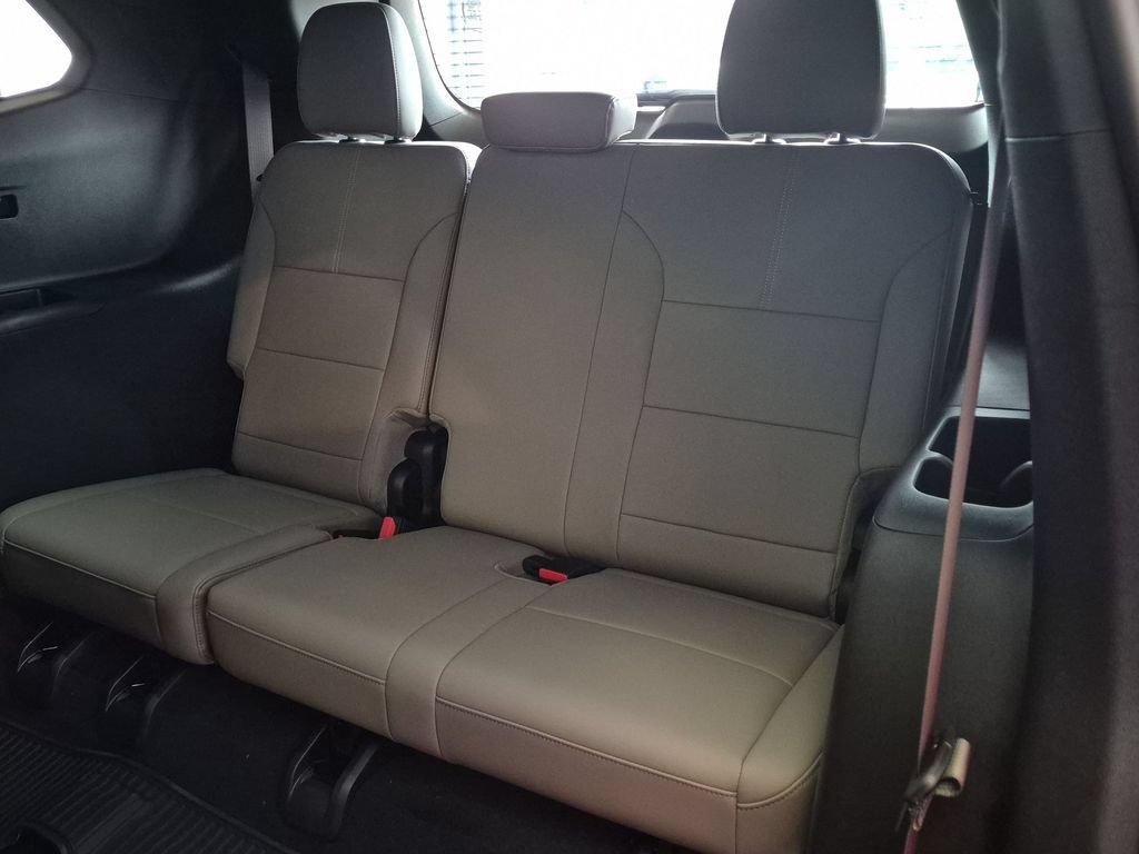 2026 GMC Acadia Elevation - Photo 21