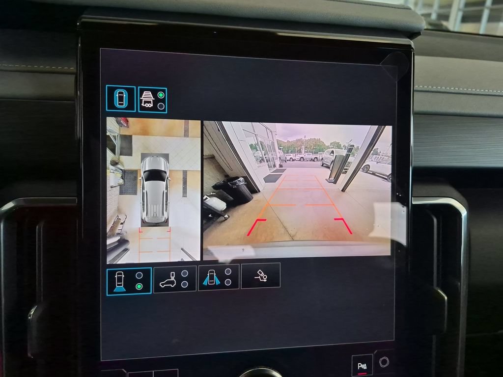 2026 GMC Acadia Elevation - Photo 11