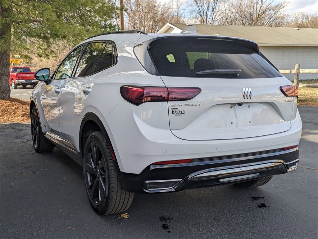 2025 Buick Envision Sport Touring photo 4