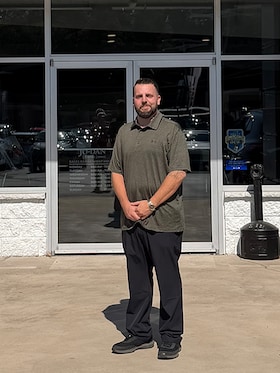 Staff member Steve Lepre from ID_67fbf08d0965