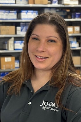 Staff member Shenna Hodge from ID_67fbf08d0965