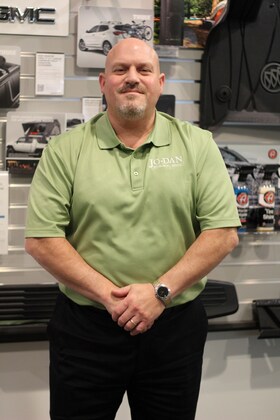 Staff member Tony W. from ID_4175da4e5685