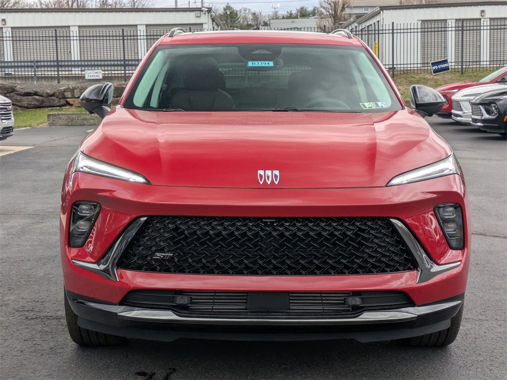 2025 Buick Envision Sport Touring photo 2