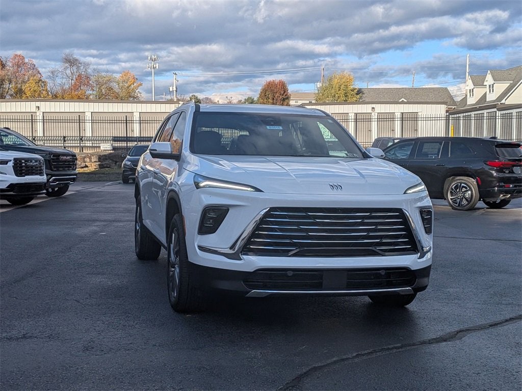 New 2026 Buick Enclave Preferred SUV