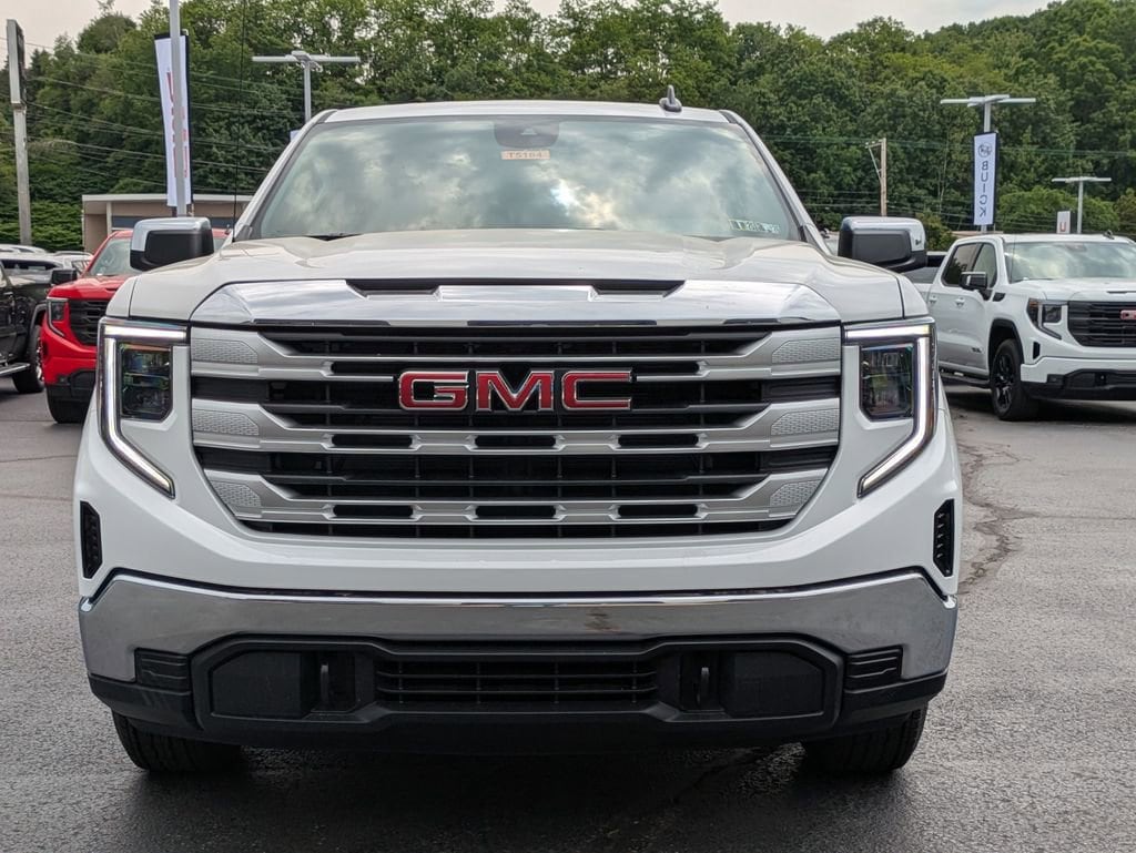 New 2025 GMC Sierra 1500 SLE Truck