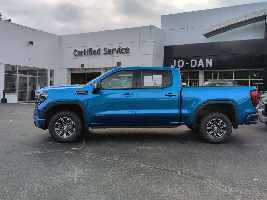 2024 GMC Sierra 1500 AT4 - Photo 8