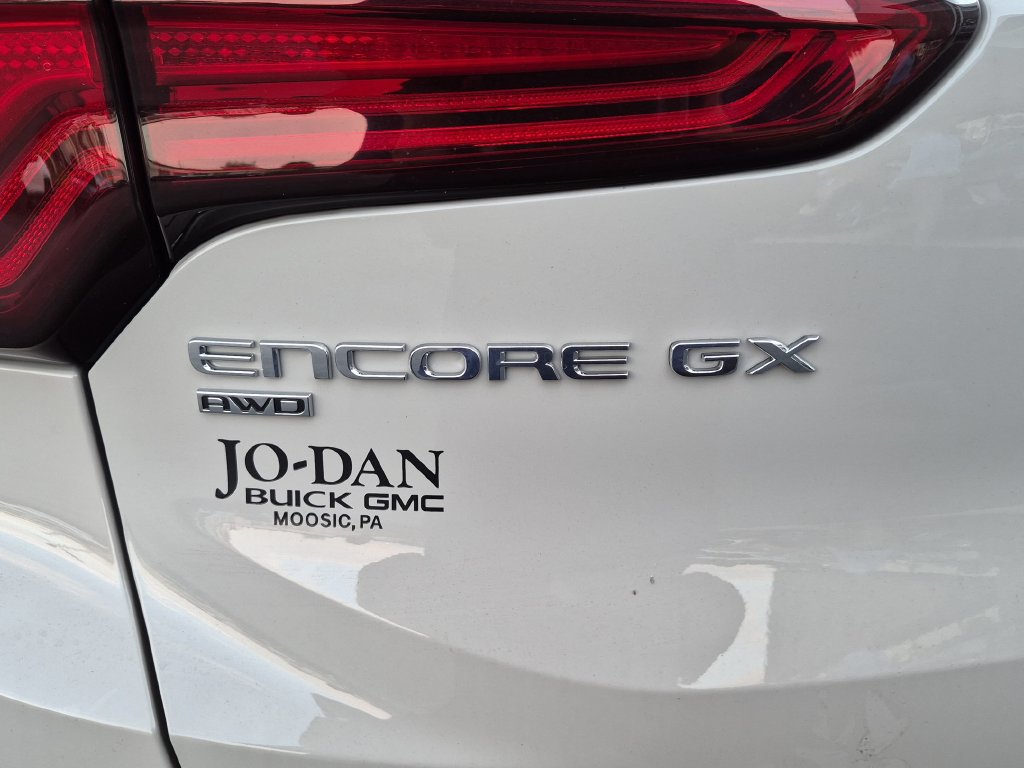 2026 Buick Encore GX Sport Touring - Photo 10