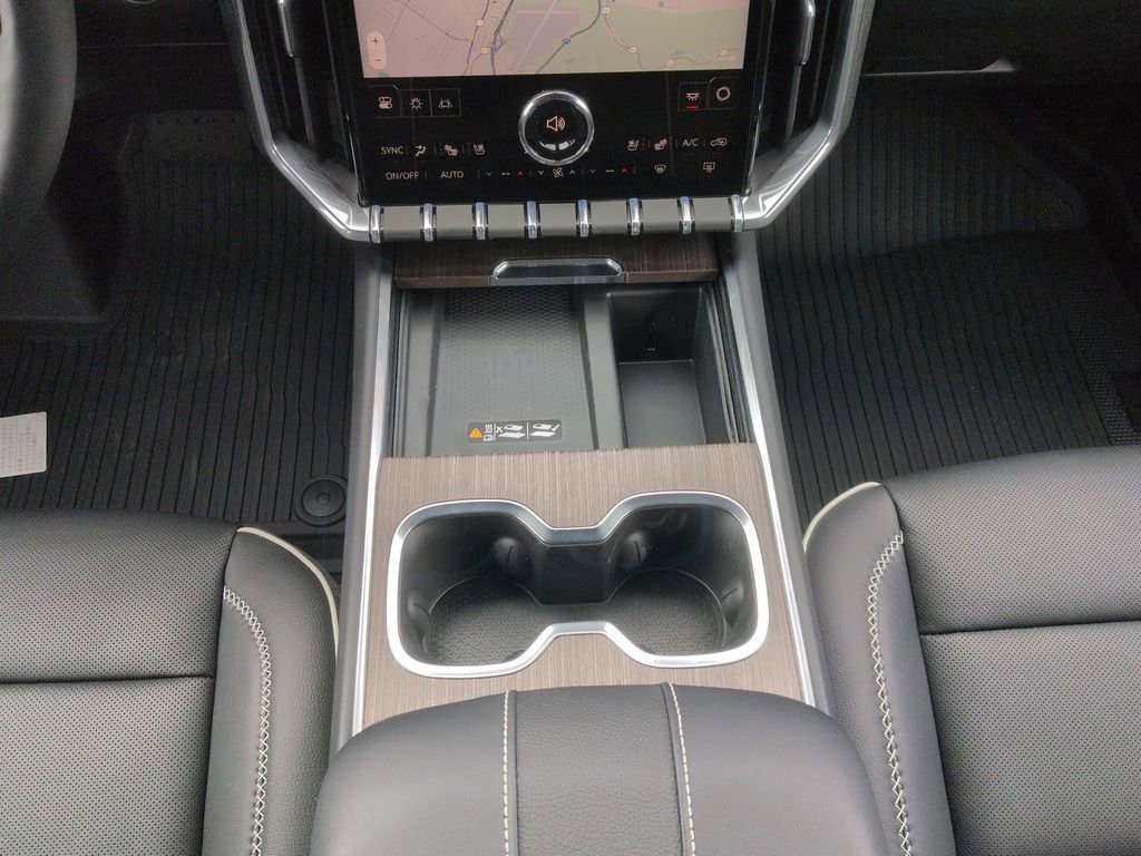 2026 GMC Acadia Denali - Photo 13