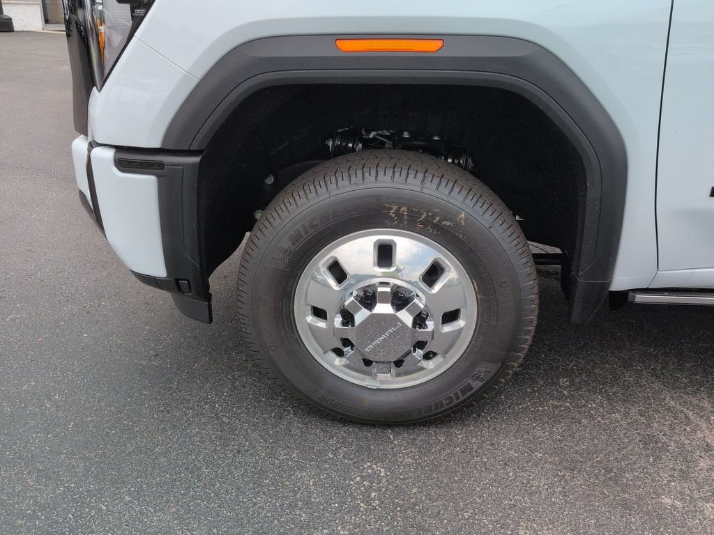 2026 GMC Sierra 3500HD Denali Ultimate - Photo 16