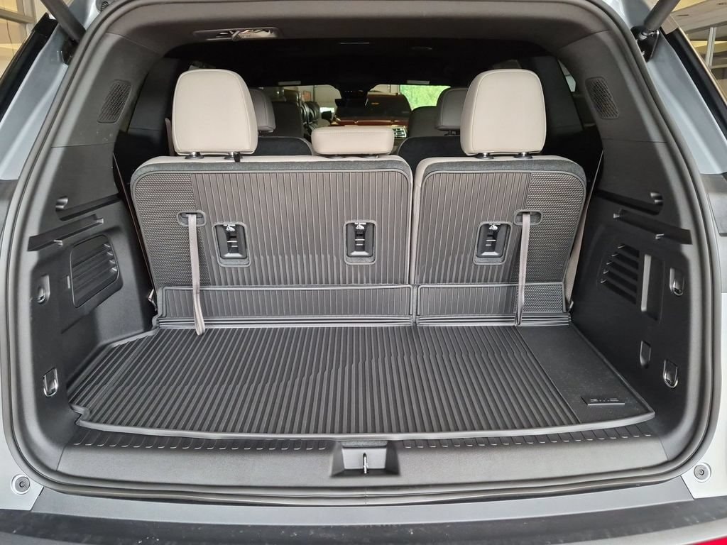 2026 GMC Acadia Elevation - Photo 19