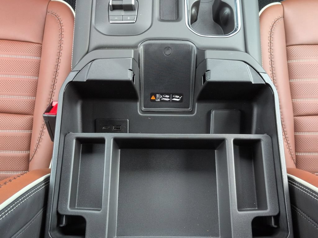 2026 GMC Sierra 3500HD Denali Ultimate - Photo 18