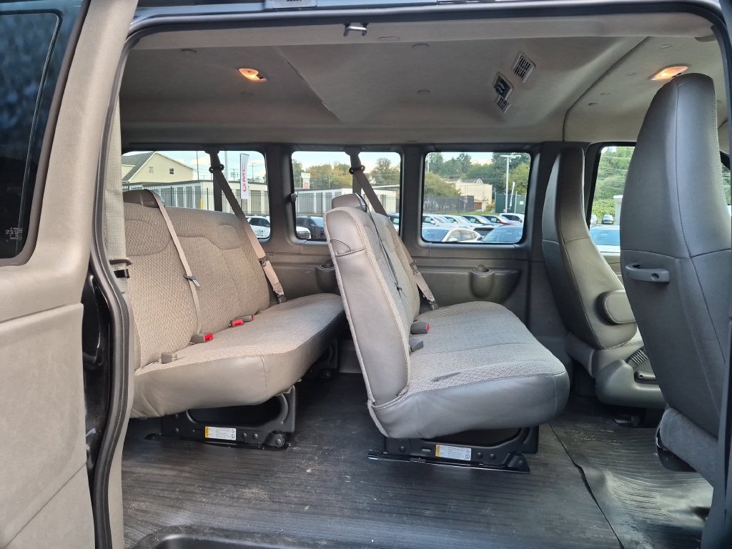 2026 GMC Savana Passenger LS - Photo 33