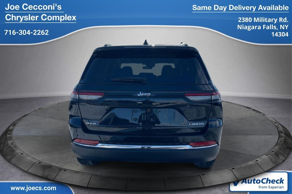 Used 2023 Jeep Grand Cherokee Laredo SUV