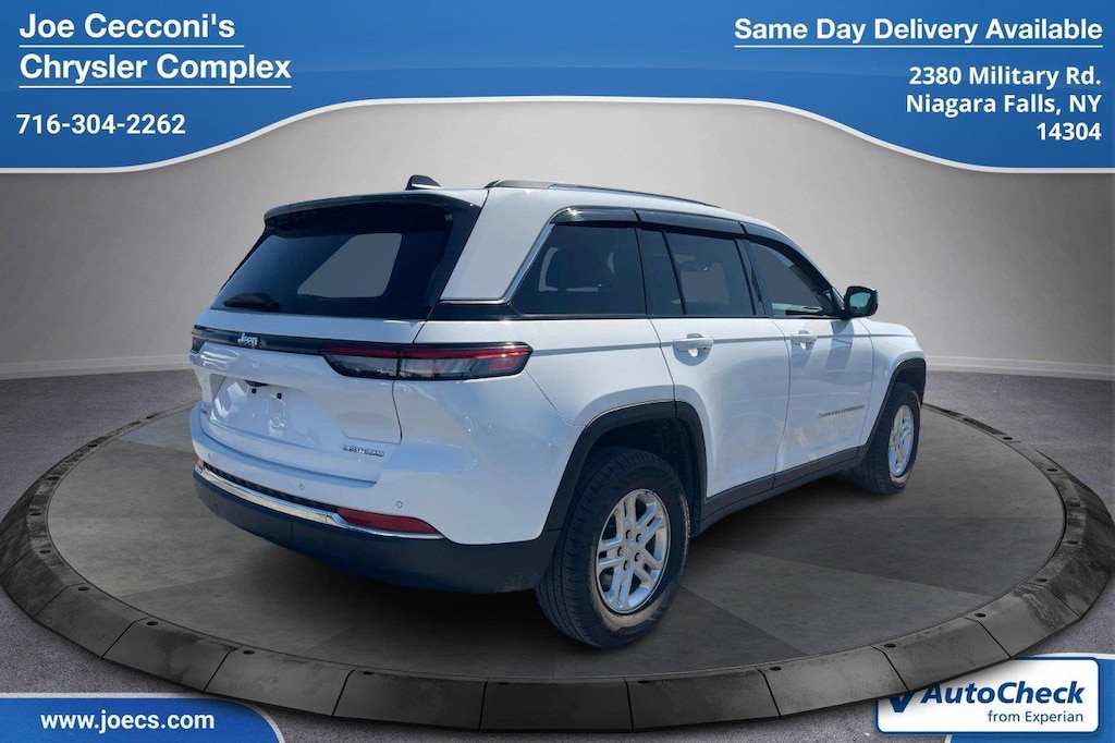 Used 2023 Jeep Grand Cherokee Laredo SUV