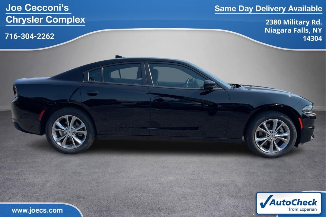 Used 2023 Dodge Charger SXT with VIN 2C3CDXJG9PH657704 for sale in Niagara Falls, NY