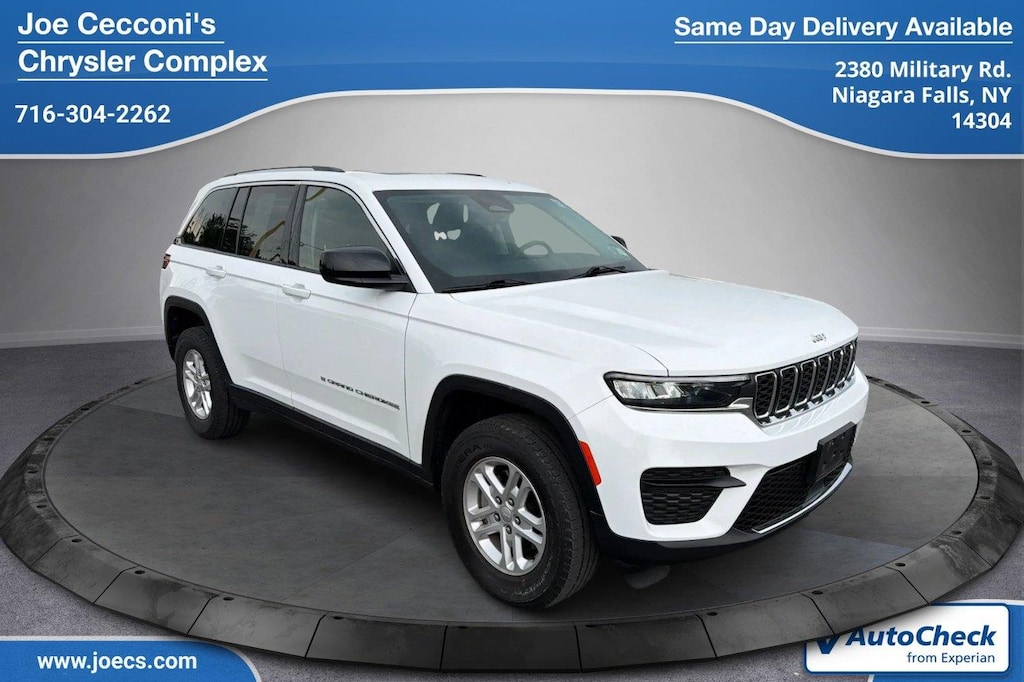 Used 2023 Jeep Grand Cherokee Laredo SUV