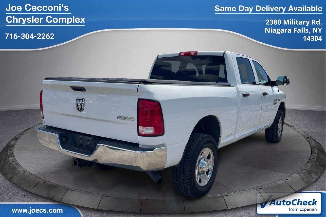 2016 Ram 3500 Tradesman photo 3