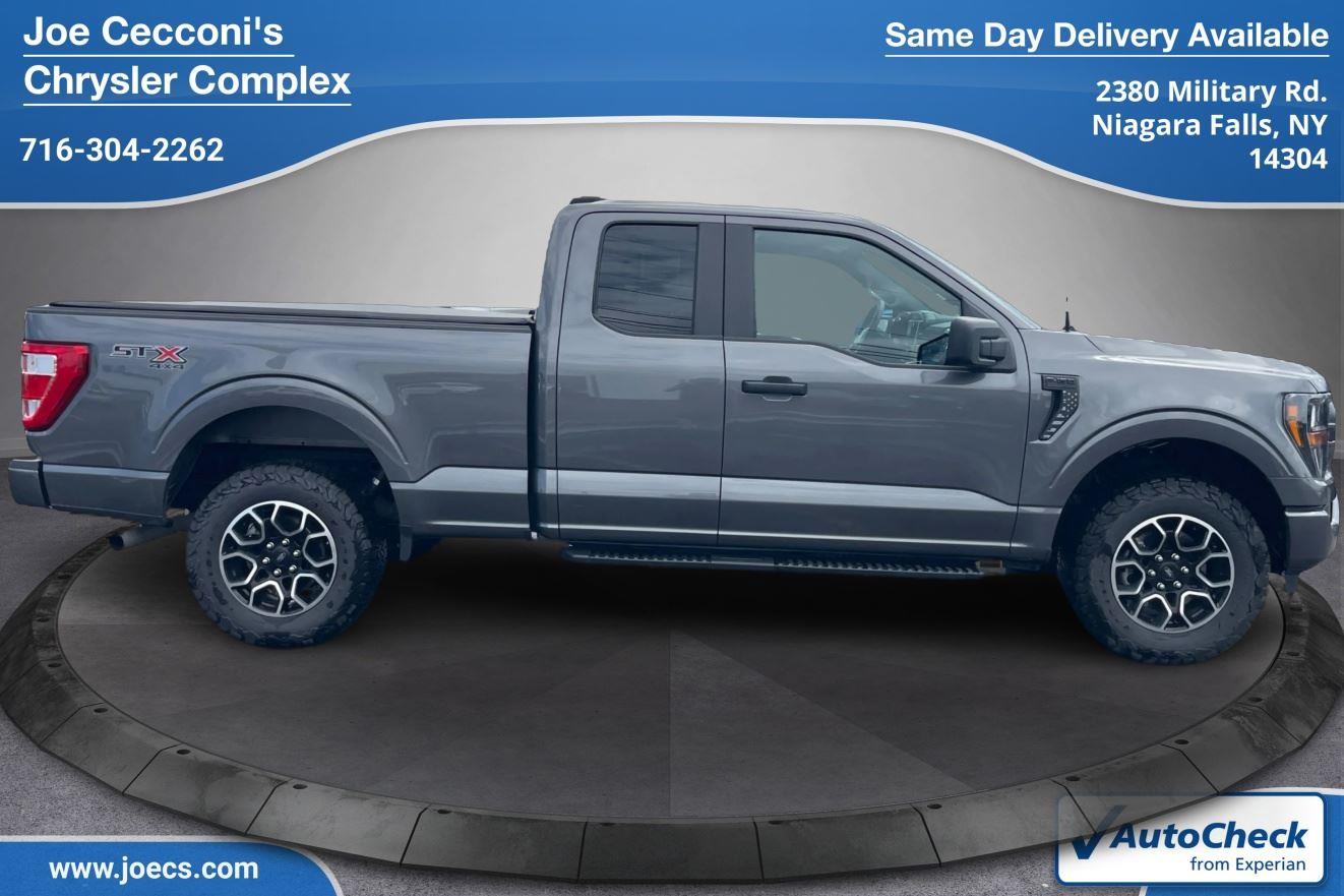 2023 Ford F-150 XL photo 2