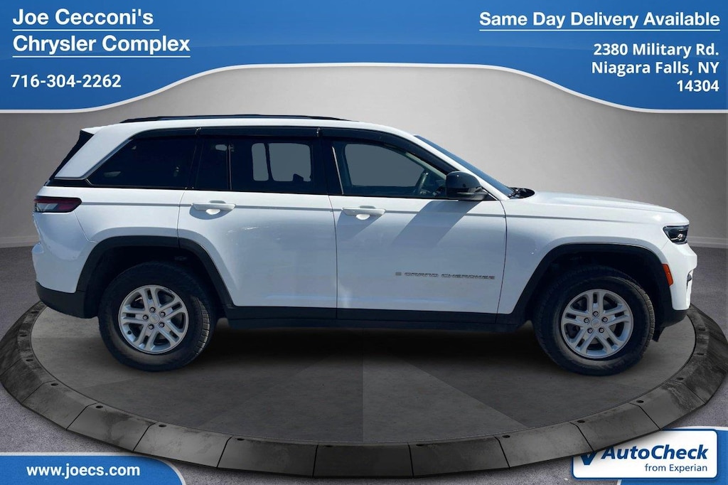 Used 2023 Jeep Grand Cherokee Laredo SUV