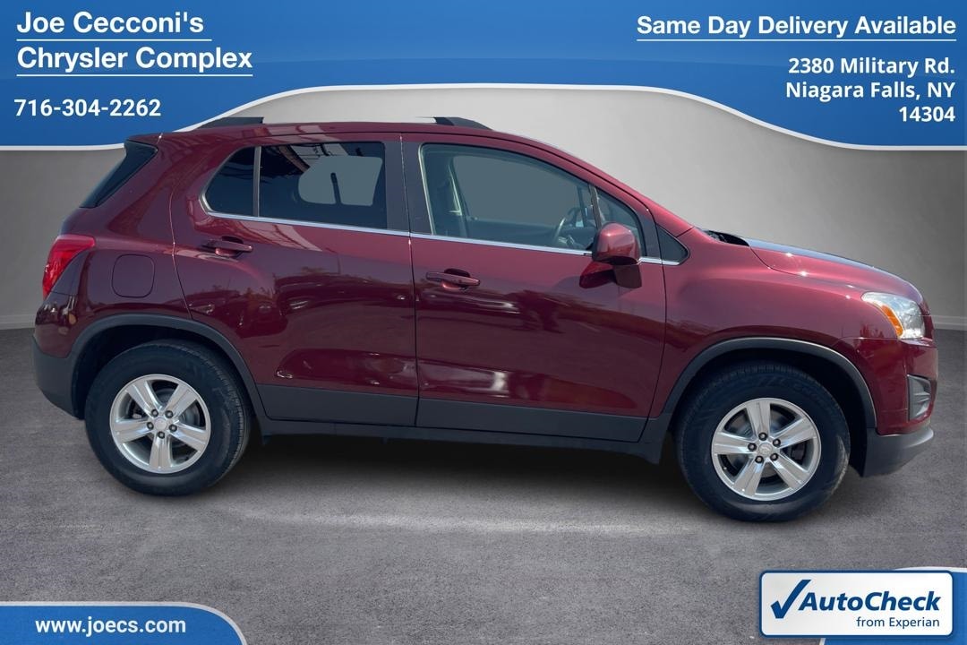 Used 2016 Chevrolet Trax LT with VIN 3GNCJPSB5GL250839 for sale in Niagara Falls, NY