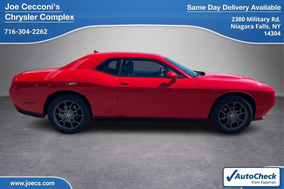 Used 2018 Dodge Challenger GT with VIN 2C3CDZGG5JH297387 for sale in Niagara Falls, NY