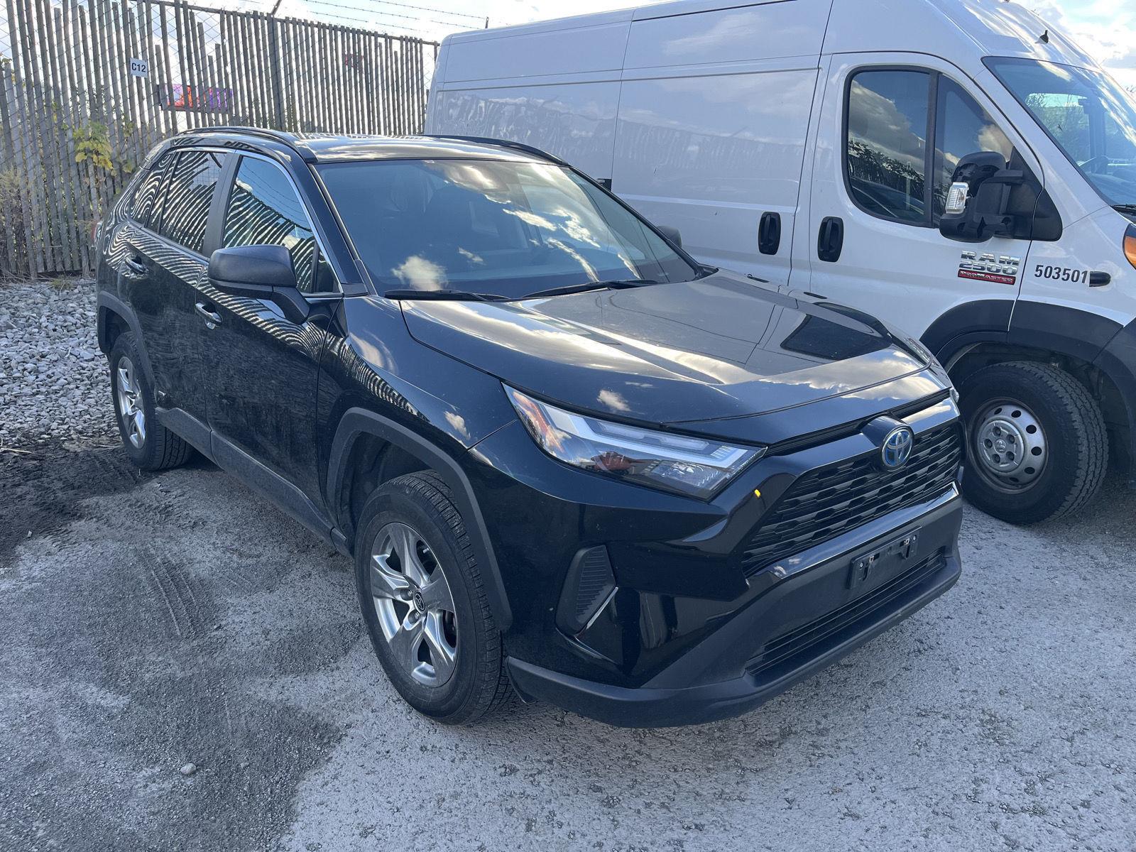 2024 Toyota RAV4 LE