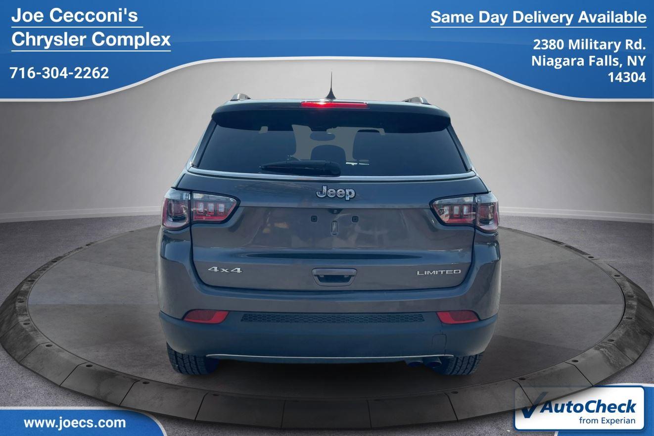 2022 Jeep Compass Limited photo 4