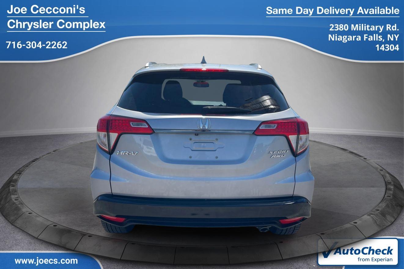 2020 Honda HR-V Sport photo 4