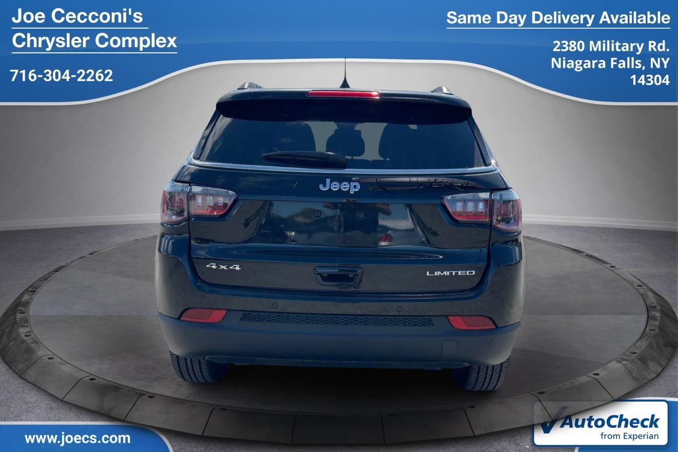 2025 Jeep Compass Limited photo 4