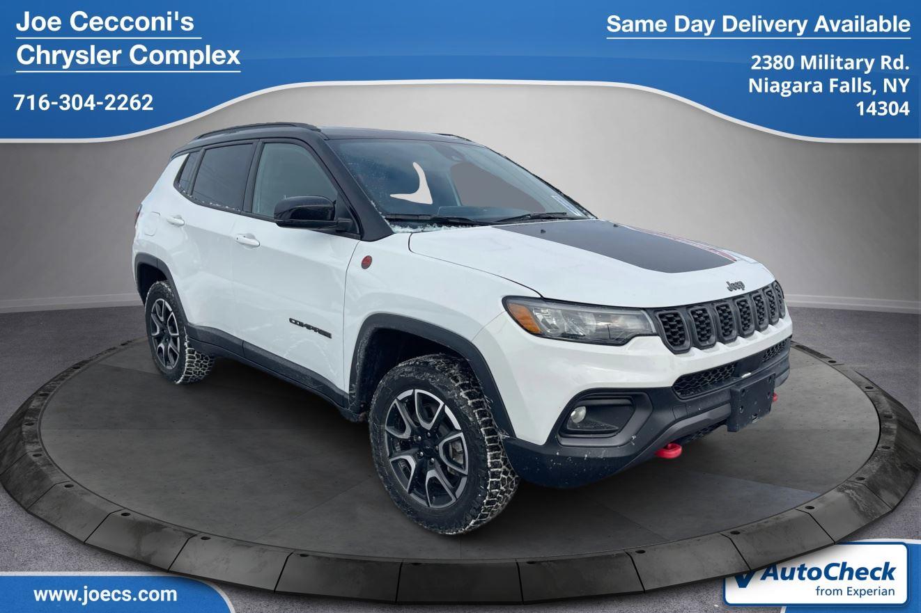 2024 Jeep Compass Trailhawk's photo