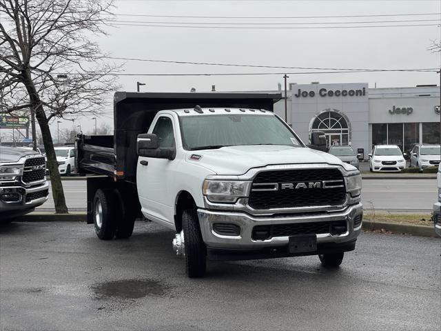 2024 Ram 3500 Tradesman photo 2