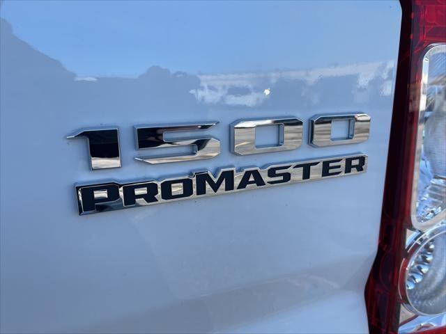 2024 Ram ProMaster 1500 Tradesman Cargo Van High Roof photo 2