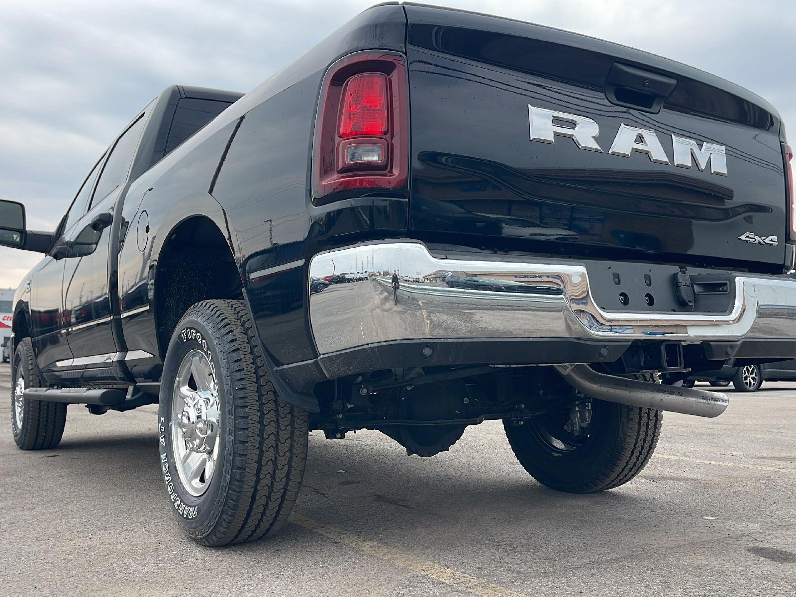 2026 RAM 2500 Tradesman - Photo 9