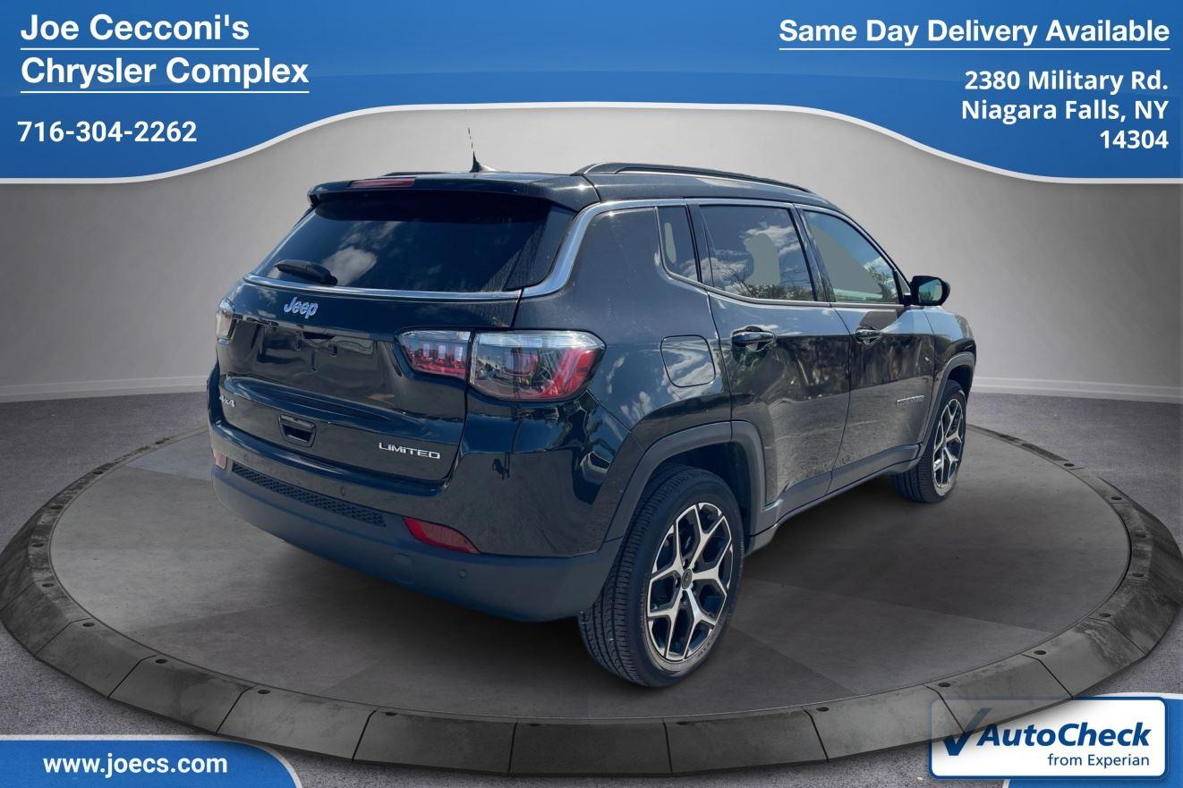 2025 Jeep Compass Limited photo 3