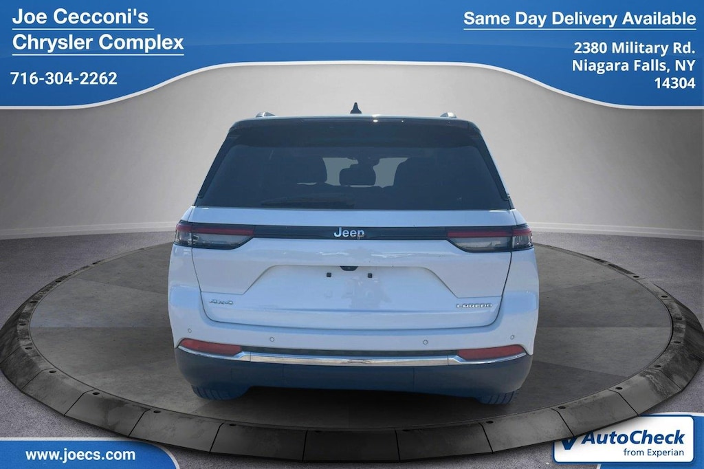 Used 2023 Jeep Grand Cherokee Laredo SUV