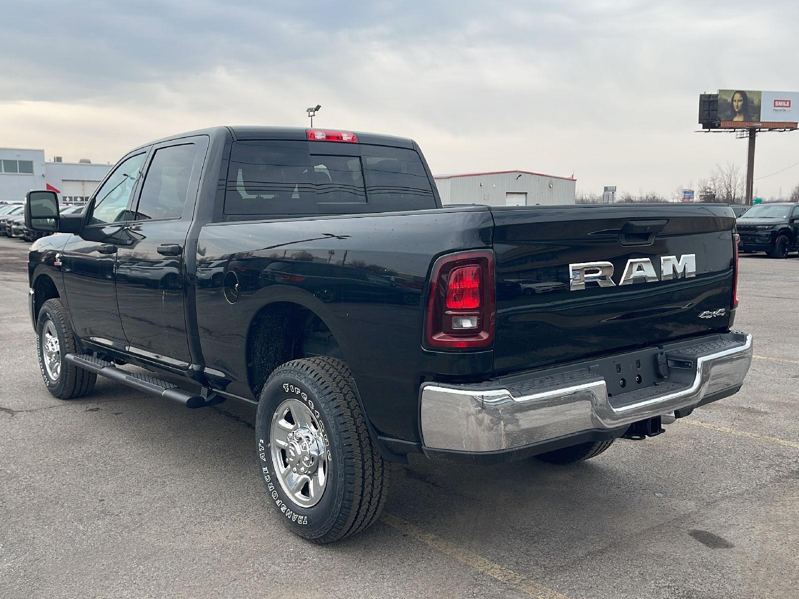 2026 RAM 2500 Tradesman - Photo 8