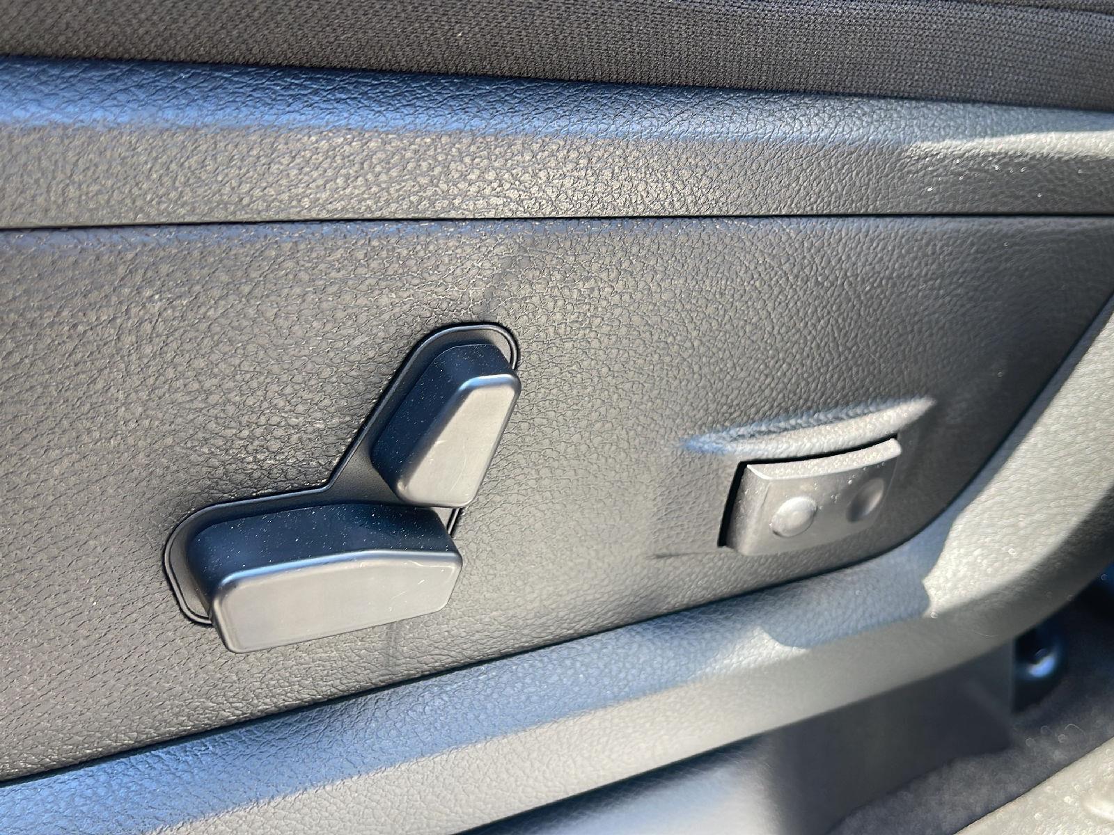 2026 RAM 2500 Big Horn - Photo 17